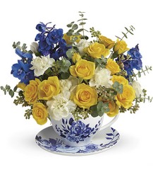  T602-4A Pretty Teatime Bouquet 